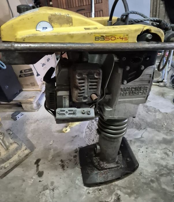 Skoczek ubijak wacker neuson bs50-4s