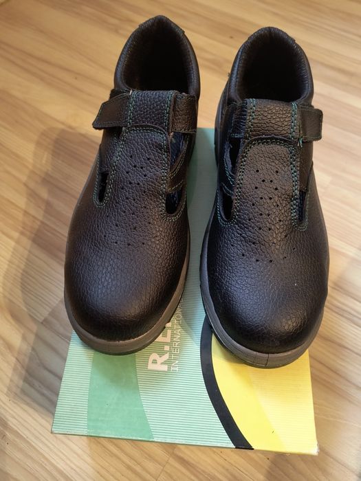 Buty - sandały ochronne 41