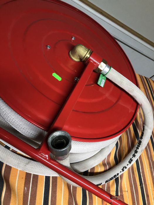 Hydrant wewnetrzny wąż na wodę