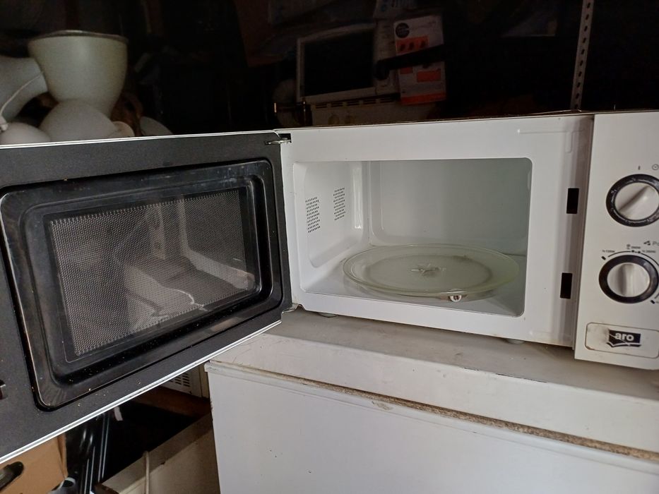 Microondas Aro Branco