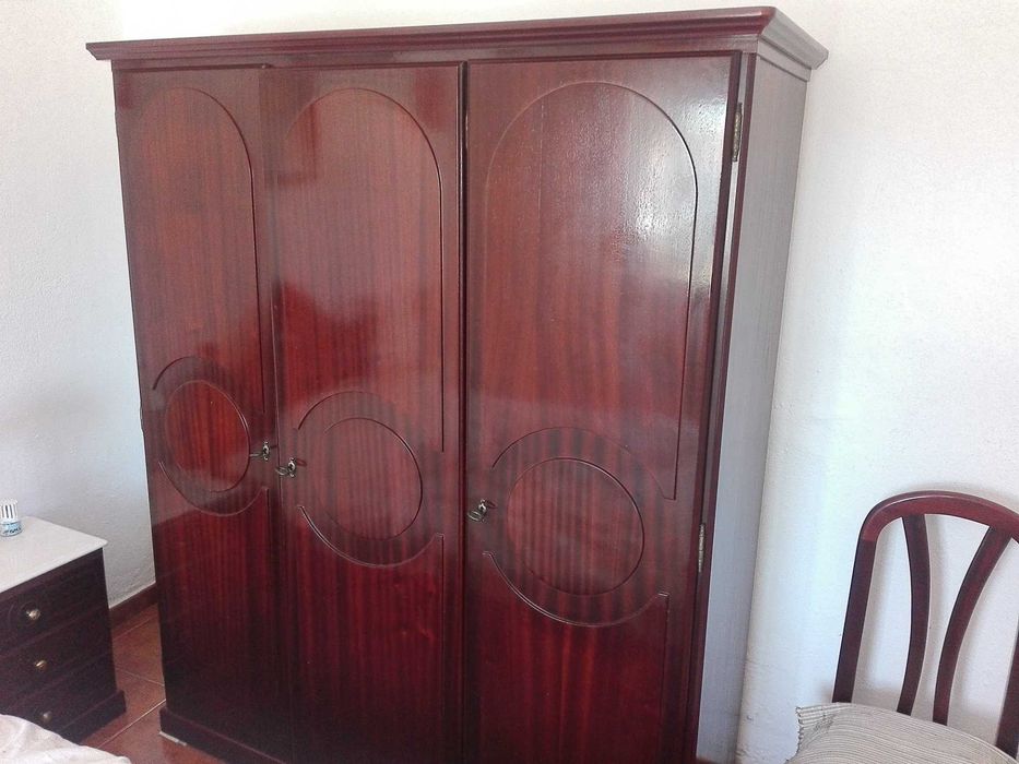 Cama de casal completa (Madeira)