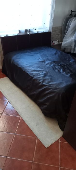 Colcha preta (e prateada)