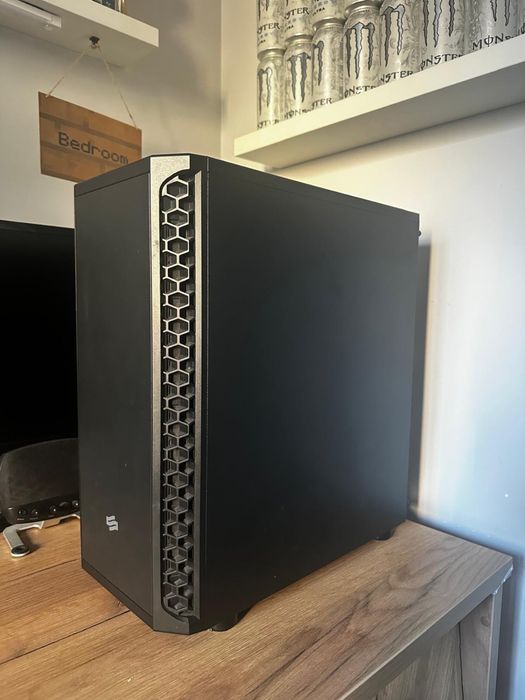 Komputer Stacjonarny (RTX, i7)