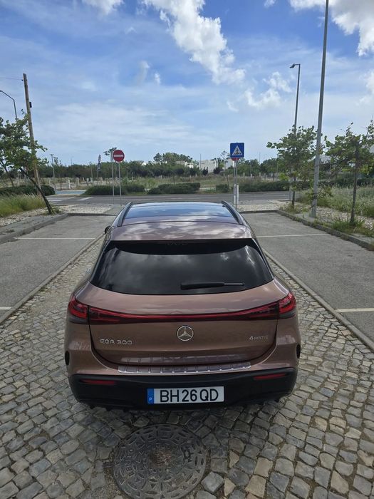 Mercedes-Benz EQA 300 4Matic