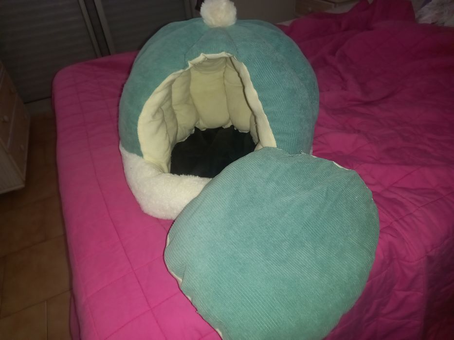 Cama para gato ou cão de porte pequeno