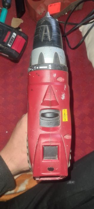 Wkretarka einhell 14.4  2 baterie ladowarka