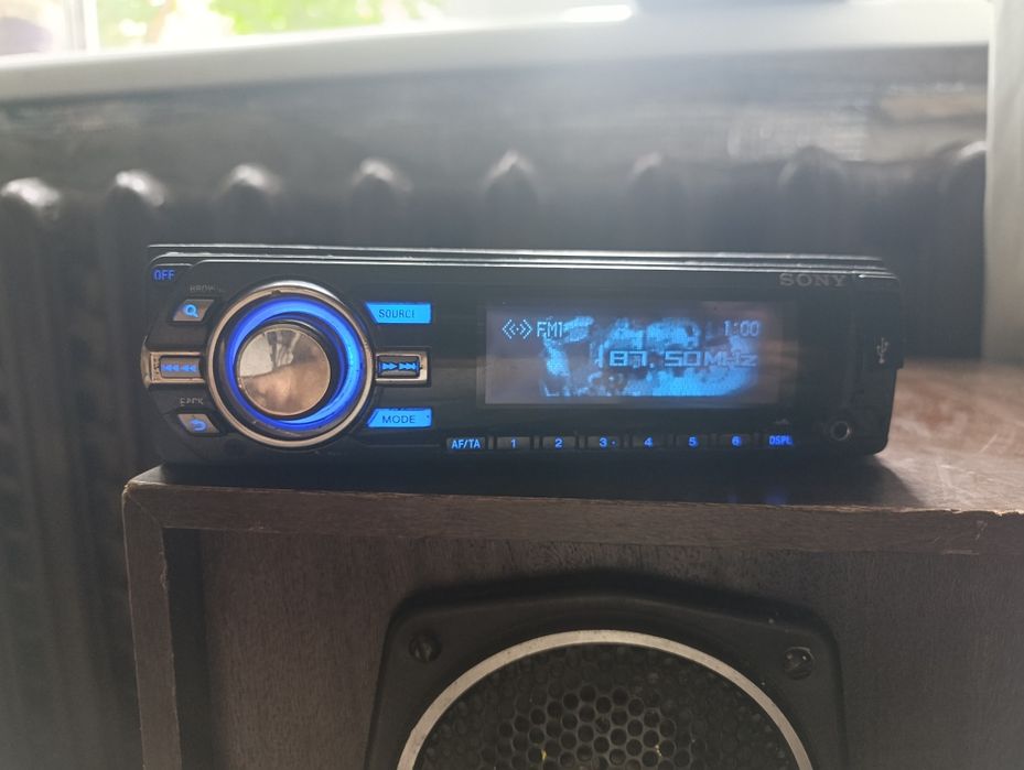 Soni cdx-gt 828u