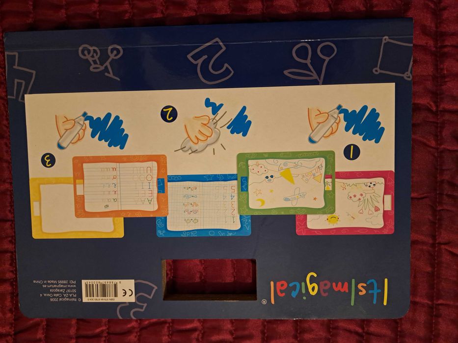 Livro didático da Imaginarium – Itsimagical