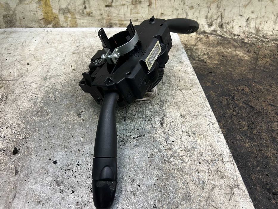 Peugeot 206  807 Citroen Xsara Berlingo C5 C8 Przełącznik Zespolony