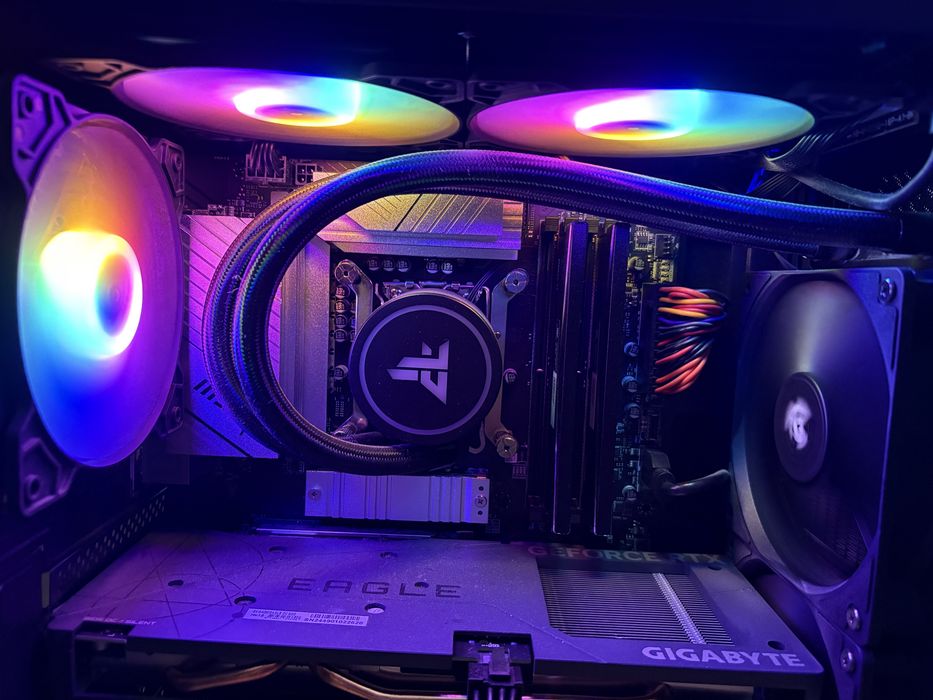 PC Gaming / Edição de Vídeo de Alto Desempenho – Intel i7-14700KF + RTX 4060 + 32GB RAM + SSD 2TB