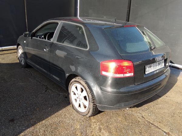 Para peças AUDI A3 (8P1)