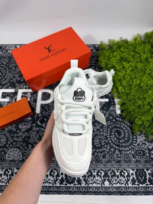 Louis Vuitton nove
