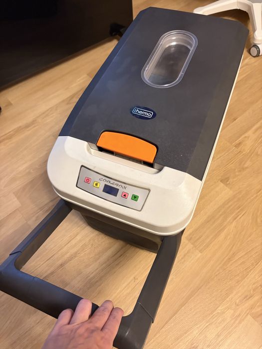 Автохолодильник.