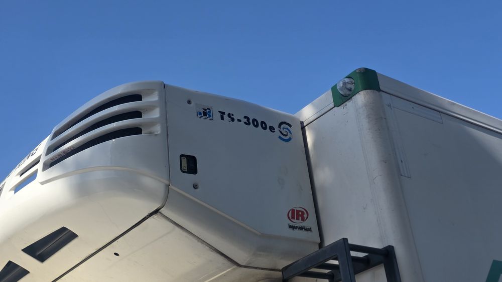 Man LE220B Caixa Frio de Pendurados