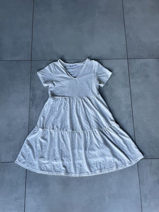 Elegancka biała letnia sukienka z halką roz. 38