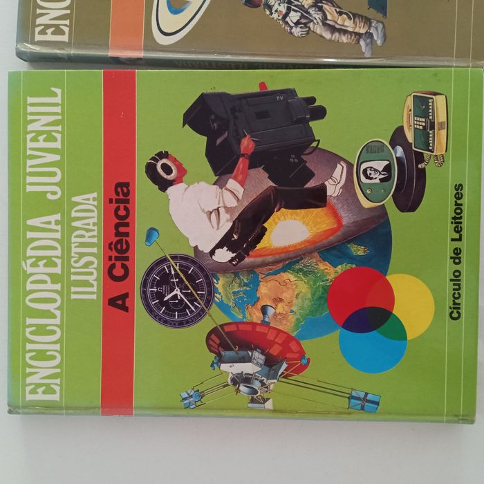 Enciclopédia juvenil, A ciência e o universo