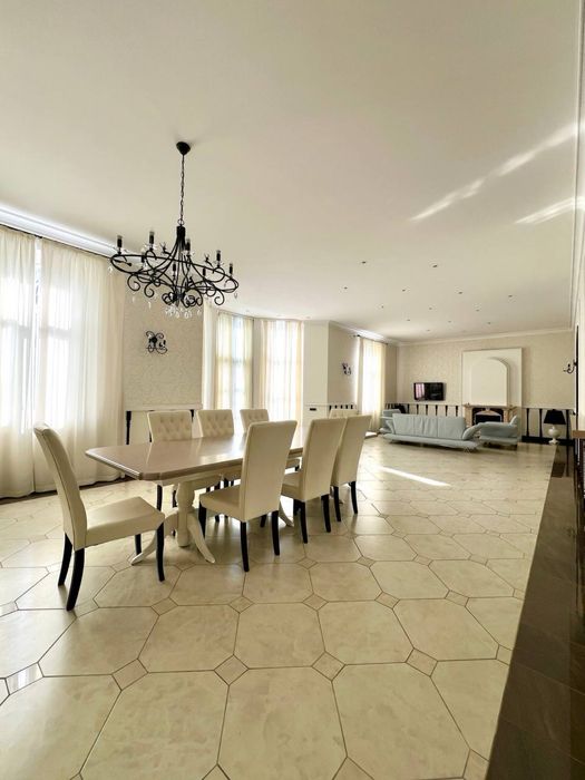 Здам в оренду будинок,Сокольники,700м2,вулиця Білоі акаціі