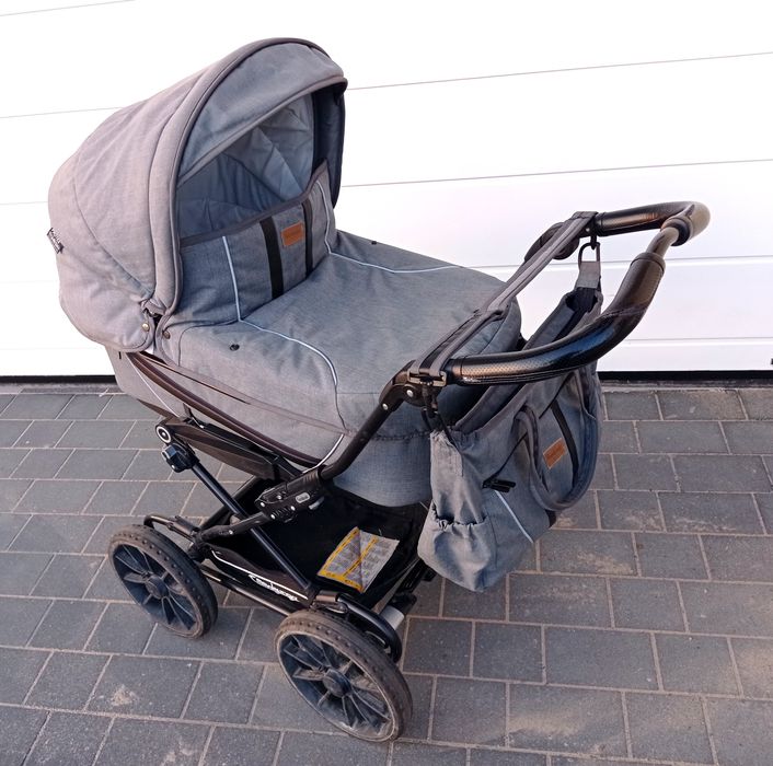 Emmaljunga Duo Combi Wózek dla dziecka gondola i spacerówka Emmaljunga