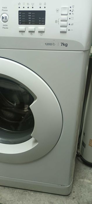 Maquina lavar roupa