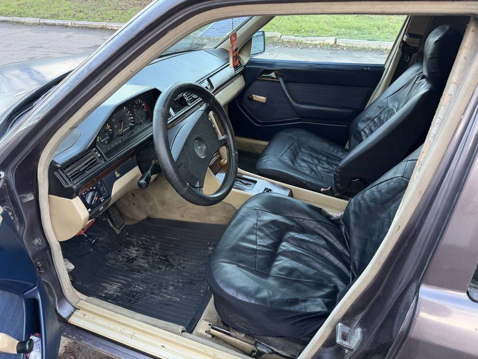 Продам мерседес 124 на автомате