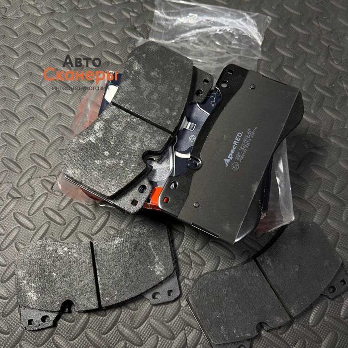 Колодки тормозные передние M2/M3/M4 (G80, G82, G87) 34 10 809 3705