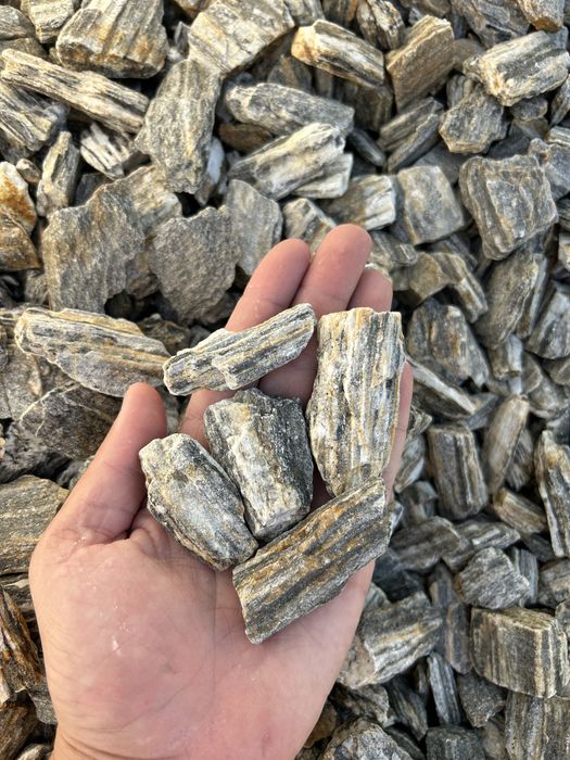 KORA KAMIENNA W WORKACH 20 kg Płukana Kora Gnejsowa Kamień Ogrodowy Żwir Grys Gnejs Opaska Rabata Łupek Drzewiasty Łupkowa IMPERIUM KAMIENIA WARSZAWA
