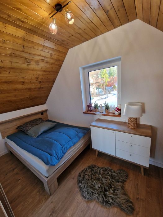 Nowy DOMEK W GÓRACH 80m² dla 9 OSÓB taras BANIA Jacuzzi KOMINEK pralka OGRODZONY TEREN 250m² GRILL