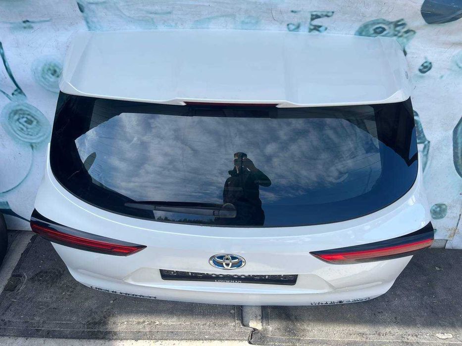 Кришка багажника Toyota Highalnder 2019-2026р