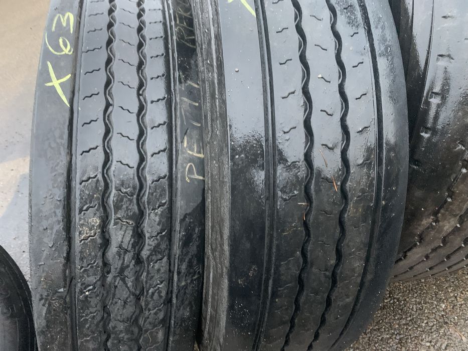 X63. 295/80/22,5 Continental Hybrid HS3