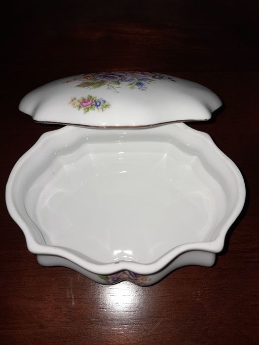 Potes e guarda jóias porcelana