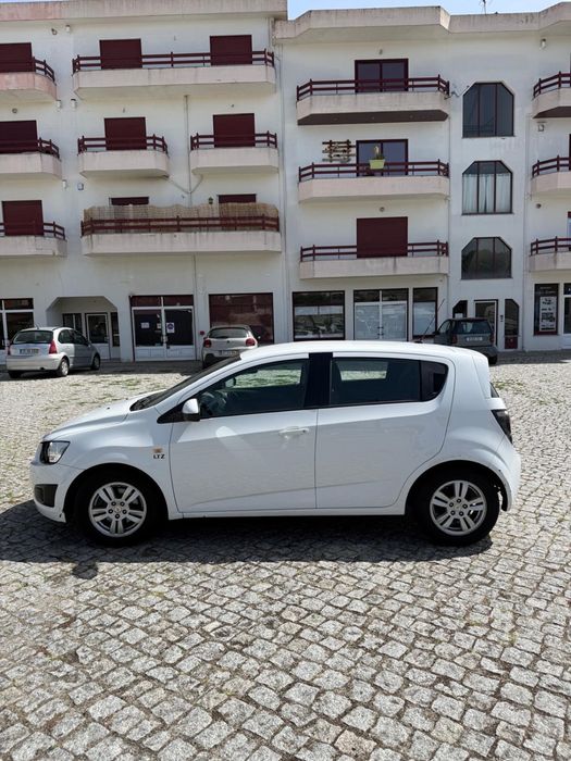 Chevrolet Aveo 2012