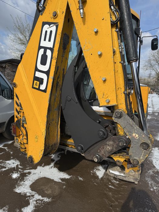 Корчувач JCB 3 CX CAT Bobcat Hidromek Komatsu Doosan Volvo