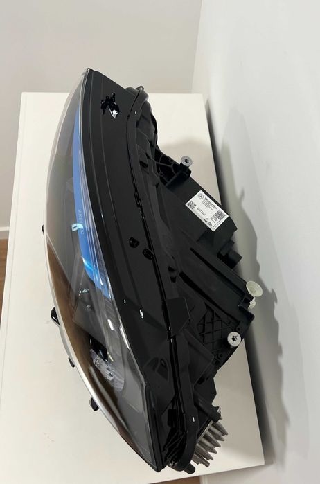 Farol Otica Original Mercedes EQA Led lado Esquerdo