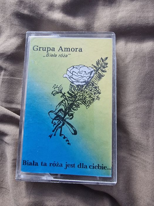 Kaseta Grupa Amora Biała Ròża