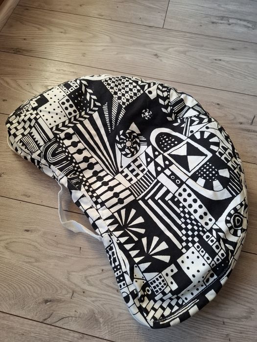 Podkładka Ikea Byllan stolik na komputer laptop na kolana poduszka