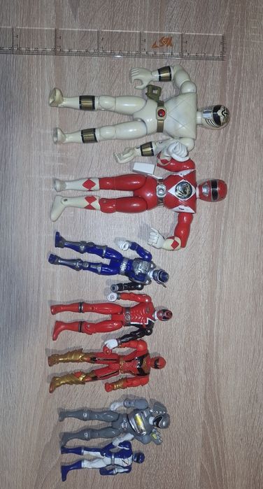фігурки Power Rangers