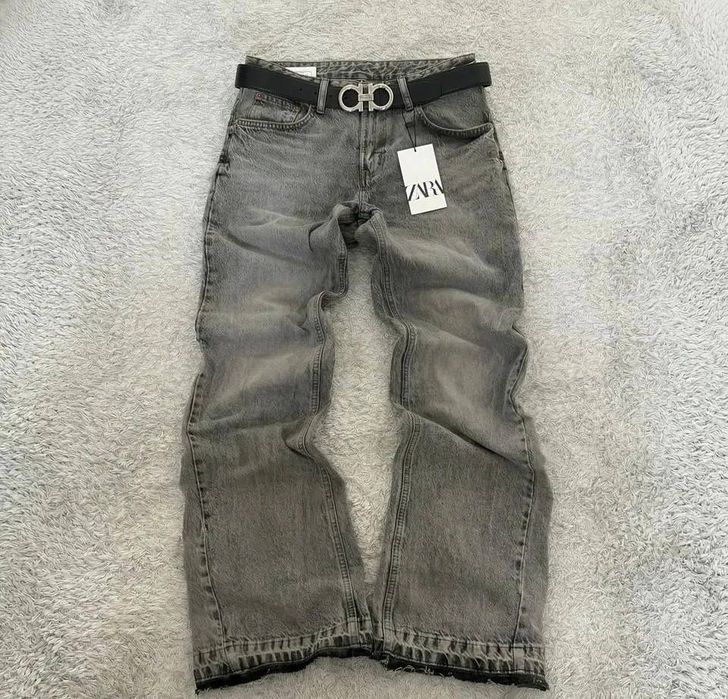 Джинсы клеш Zara flared jeans