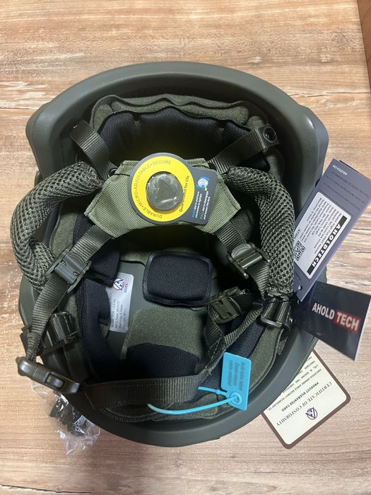 Каска військова FAST Wendy 3A баллистический шлем з навушниками олива