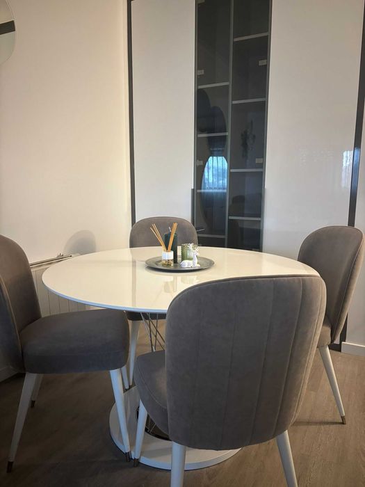 Mesa de sala de jantar