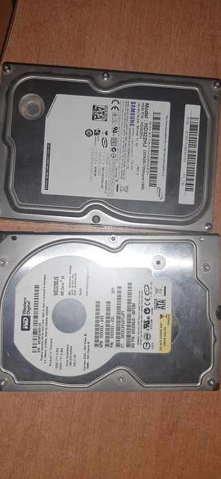 HDD 320GB Samsung   2 шт.