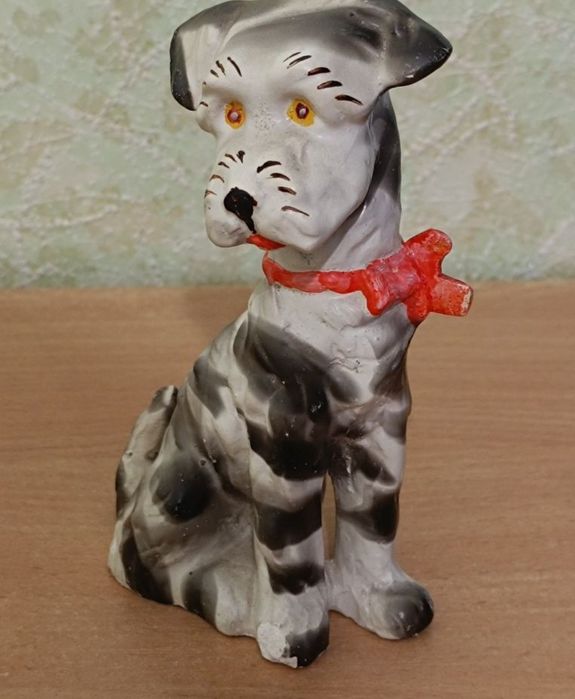 Статуэтка песик.