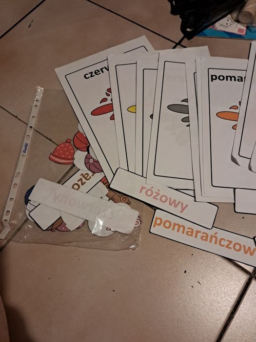 Plansze do nauki kolorów