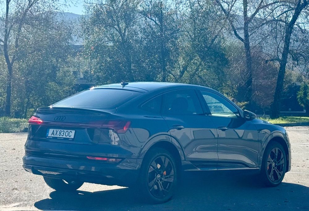 Audi e-tron 55 quattro S line