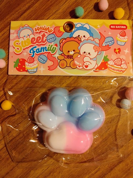 Игрушки - антистресс, таба лапки.