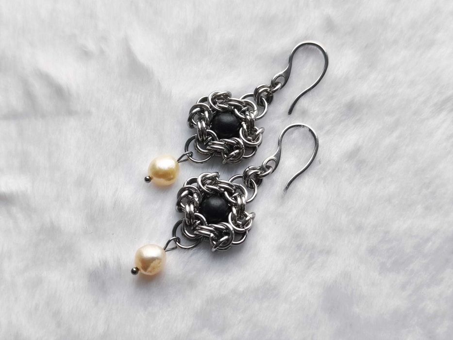 Kolczyki chainmaille PERŁA + drewno 6,6 cm boho elf stal chirurgiczna