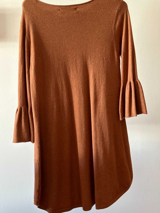 Vestido de malha com bolsos
