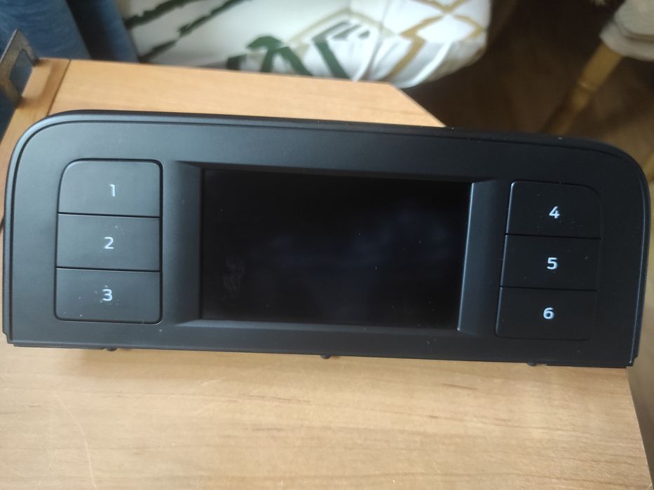 Манітор на Форд Ескейп