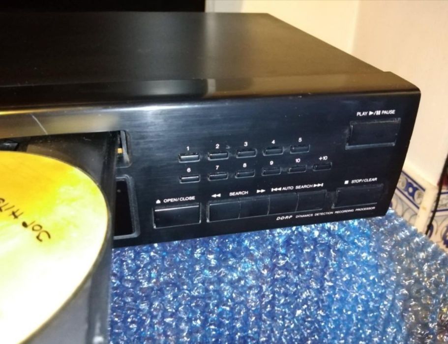 Leitor de CDs  JVC