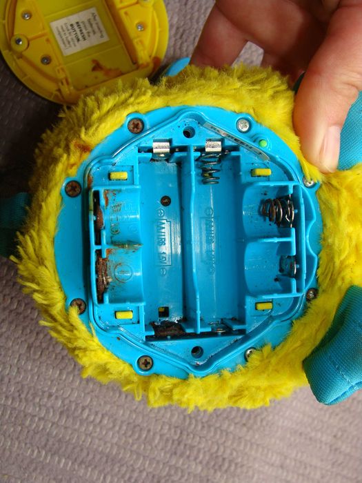 Furby Amarelo - para reaproveitamento