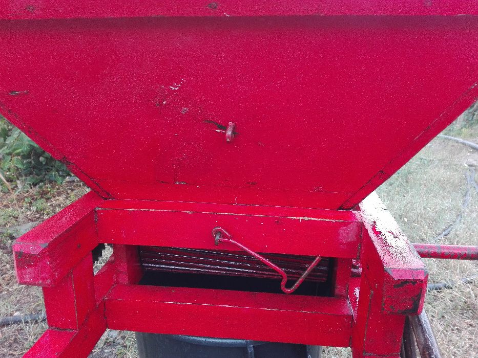 Manual Grape Crusher64751794703363124